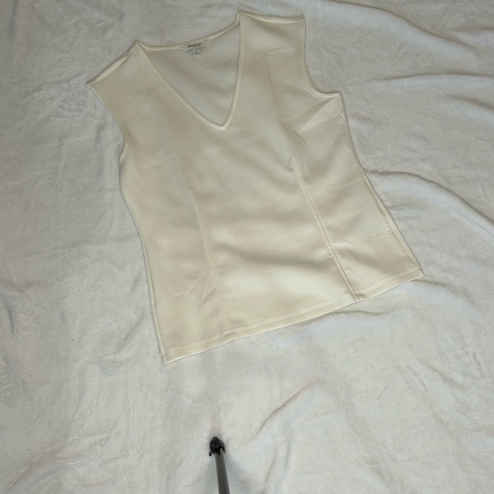 Banana Republic V-Neck Cream Tank Top